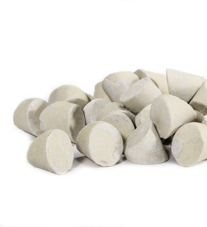 close up of ceramalite ceramic media with v-cut cyliner shape tumbling media for rock tumblers